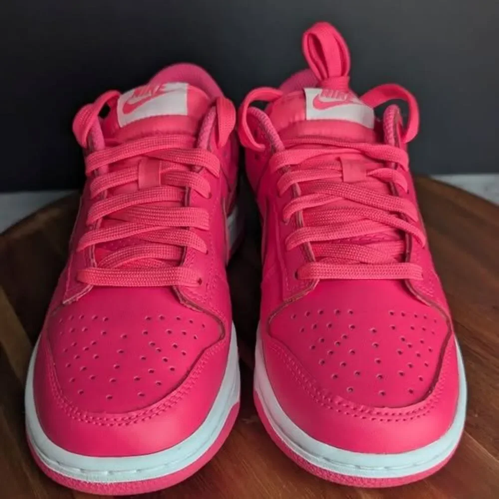 Women Nike Dunk Low Hyper Pink Size 6 DZ5196-600
